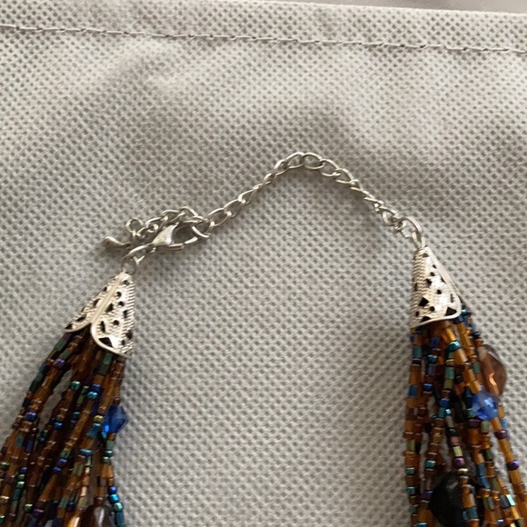 Beaded multi strand necklace, with lobster claw clasp. - Picture 3 of 4
